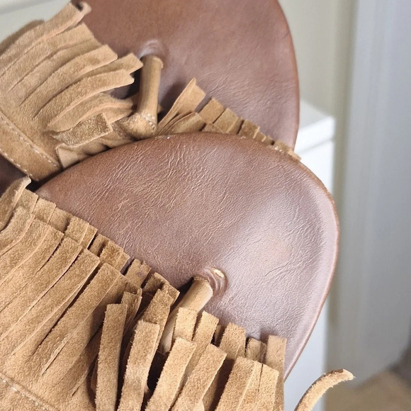 Urban Outfitters Jeffery Cambell Easy Fringe  sandals SZ 7.5 - Picture 6 of 8